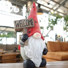 ガーデンノーム ウェルカムボードを持ったノーム レッドハット商品イメージ02