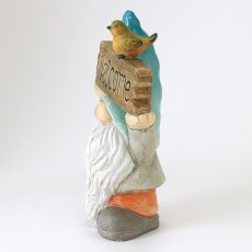 ガーデンノーム 小鳥とウェルカムボードを持ったノーム ブルーハット Ｓサイズ商品イメージ03