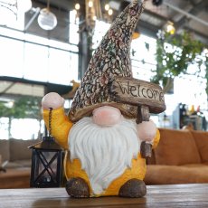 ラグドガーデン ウエルカムボードとランタンを持ったノームL商品イメージ02